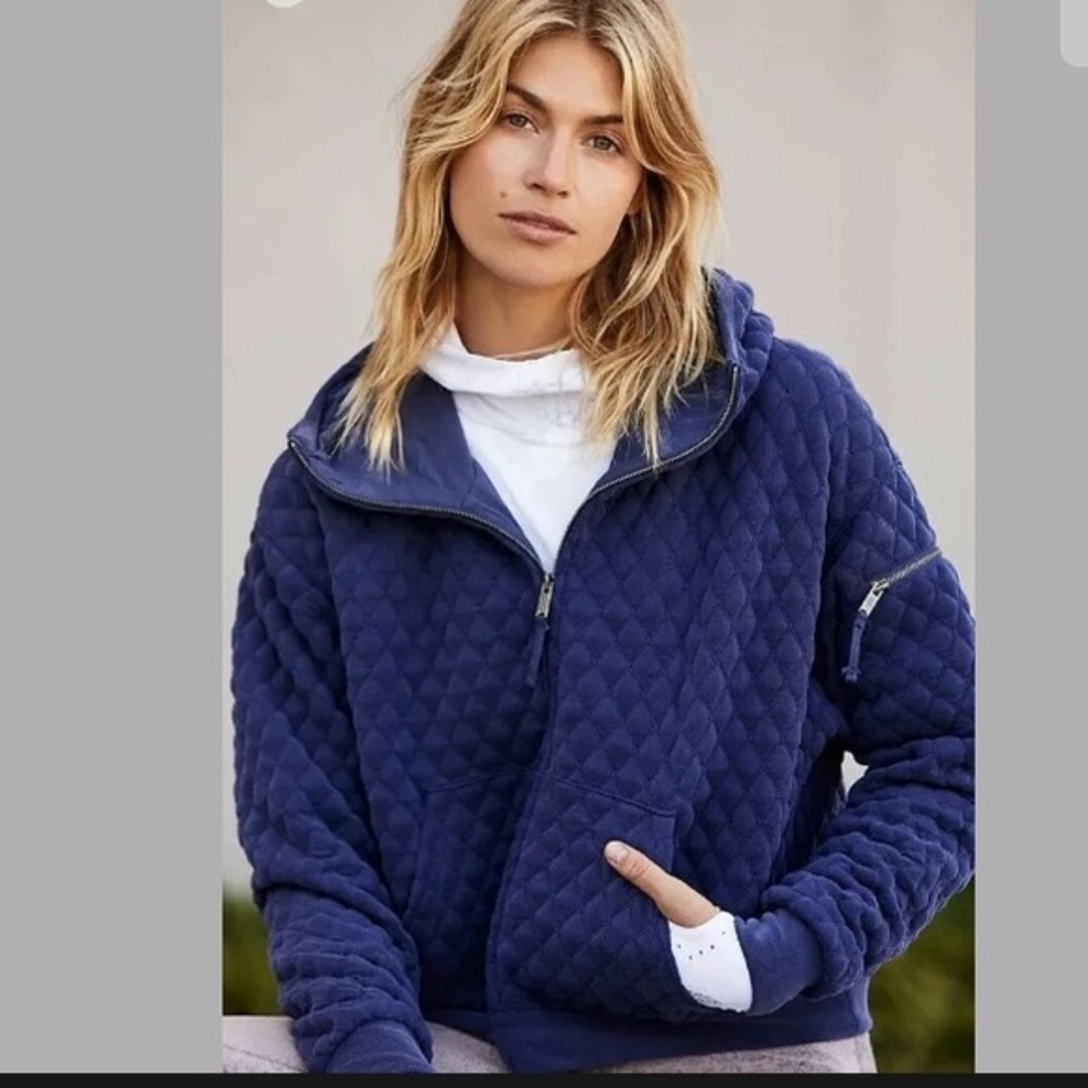 FREE PEOPLE QUILTED ZIP UP HOODIE